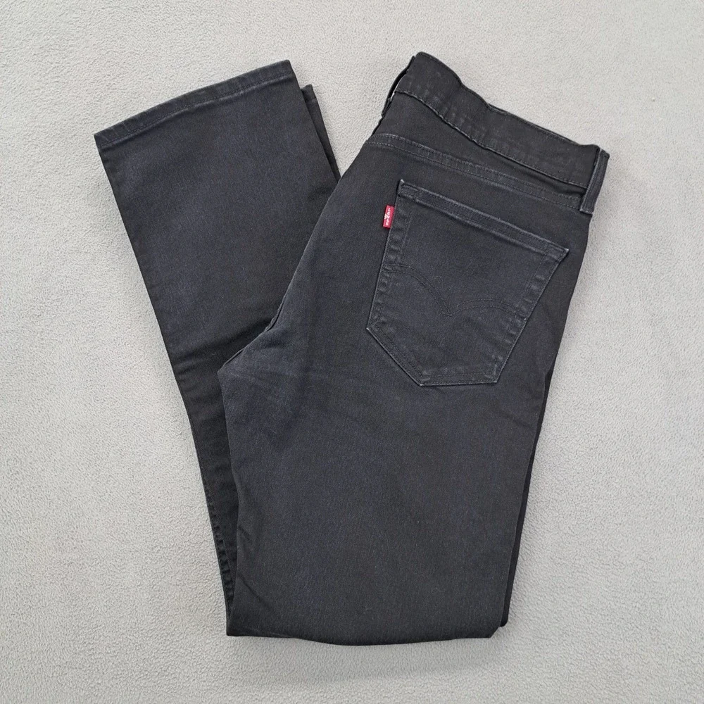 Levi's Men 505 Regular Fit Straight Leg Black Denim Jeans 33x30 (Measures 34x29)
